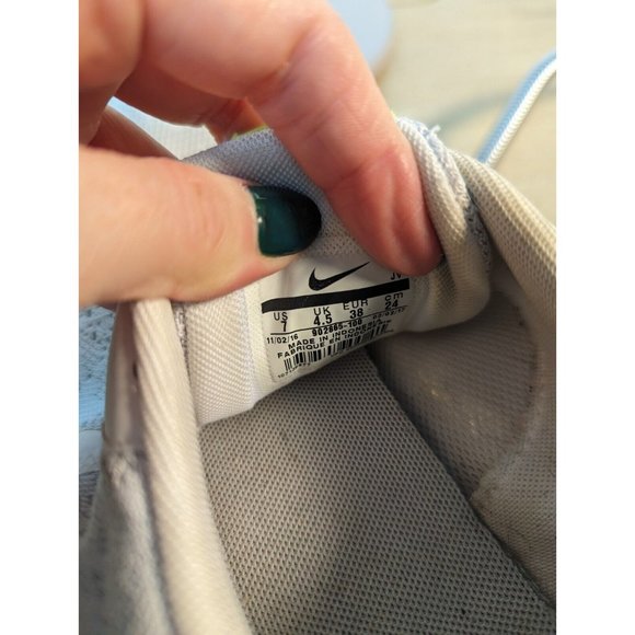 Nike Womens Tanjun Eng 902865-100 White Running Shoes Sneakers Size 7 - Picture 10 of 10